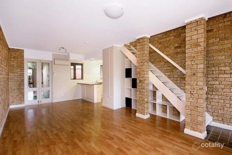 Property photo of 2/9-11 Bruce Road Fernhill NSW 2519