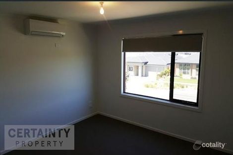 Property photo of 76 Eaststone Avenue Wollert VIC 3750