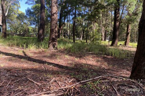 11 Meadstone St, Russell Island, QLD 4184