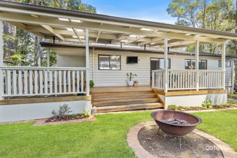 Property photo of 16 Barbara Crescent Denhams Beach NSW 2536