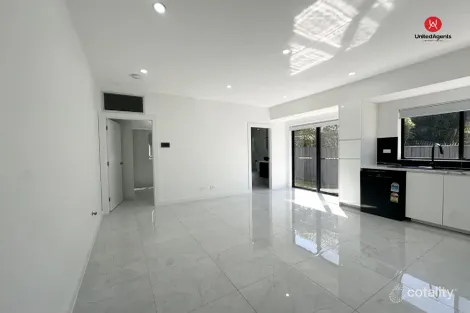 Property photo of 18 Romana Square Prestons NSW 2170