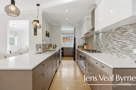 Property photo of 10 Kernick Street Lucas VIC 3350