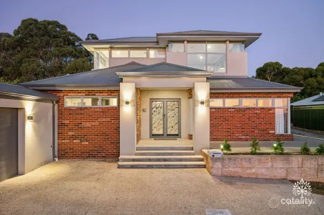 Property photo of 4 Vineyard Row Swan View WA 6056