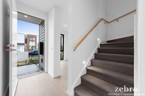 Property photo of 33 Holzer Crescent Braybrook VIC 3019