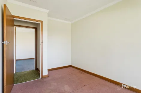 Property photo of 1 Rutherford Road Dianella WA 6059