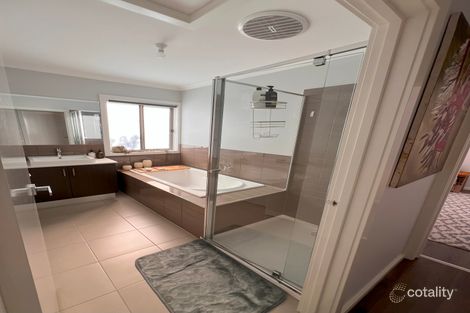 Property photo of 6 Gyrfalcon Way Doreen VIC 3754