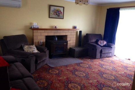 Property photo of 2 Cobham Close Devonport TAS 7310