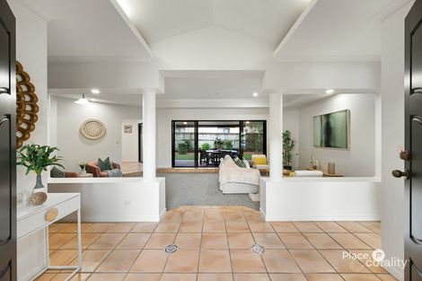 Property photo of 9 Coronet Carindale QLD 4152