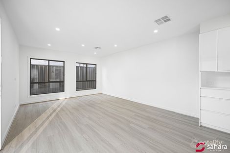 Property photo of 25 Wardell Street Tarneit VIC 3029