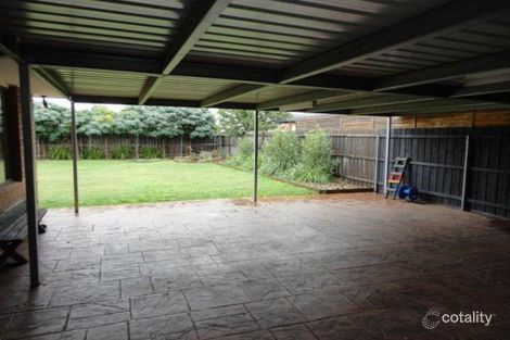 Property photo of 4 Elgin Close Hillside VIC 3037