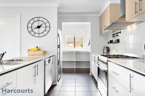 Property photo of 52 Willowtree Drive Pakenham VIC 3810