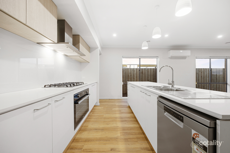 Property photo of 75 Presentation Boulevard Winter Valley VIC 3358