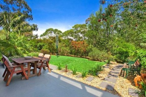 Property photo of 4 Portland Close Illawong NSW 2234