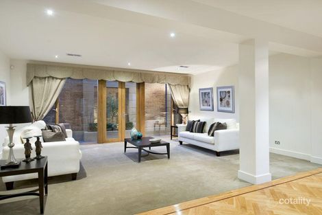 Property photo of 21 Ropley Avenue Balwyn VIC 3103