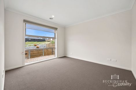 Property photo of 10 Kezza Way Doreen VIC 3754