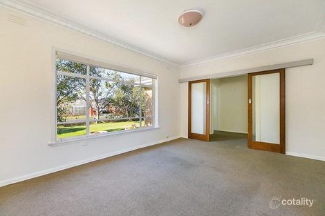 Property photo of 105 Brady Road Bentleigh East VIC 3165