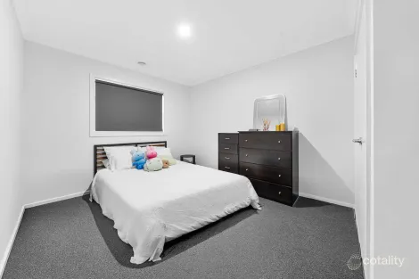 Property photo of 44 Monakeeba Boulevard Woodstock VIC 3751