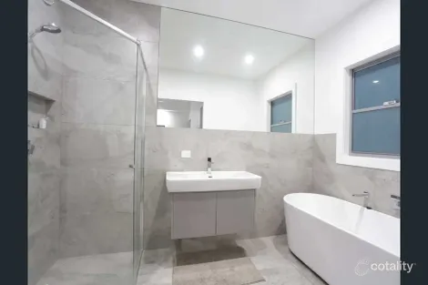 Property photo of 35 Brindisi Avenue Surfers Paradise QLD 4217