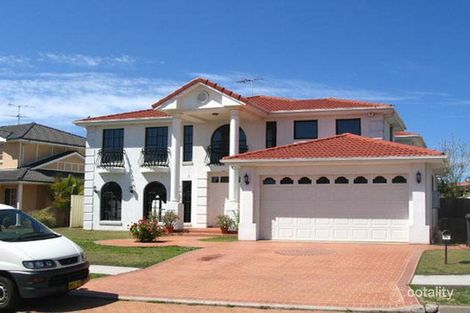 66 Greenway Dr, West Hoxton, NSW 2171