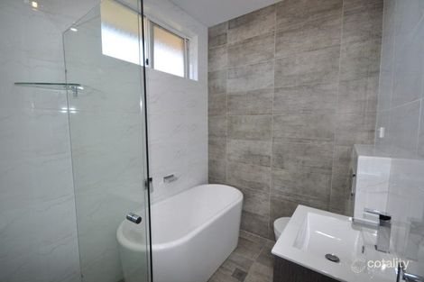 14/10 Hampton Court Rd, Carlton, NSW 2218