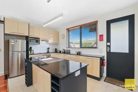 Property photo of 18 Ocean View Parade Sandy Point VIC 3959