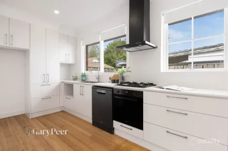Property photo of 8/4-6 Beverley Street Glen Huntly VIC 3163