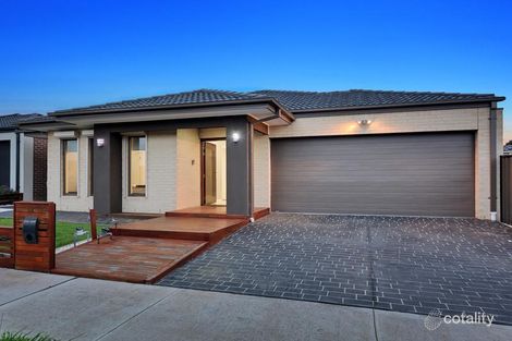Property photo of 34 Peppertree Parade Craigieburn VIC 3064