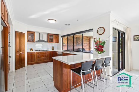 Property photo of 10 Waterview Avenue Haywards Bay NSW 2530