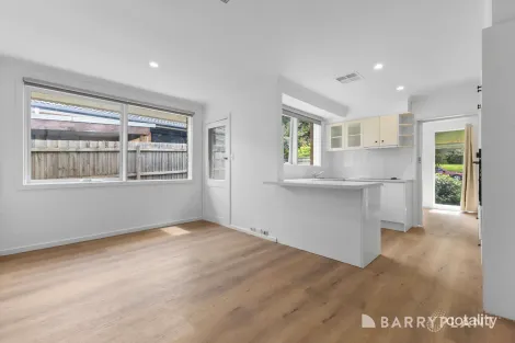 Property photo of 2 Avis Court Ringwood VIC 3134