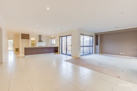 Property photo of 21 Nicole Court Bell Park VIC 3215