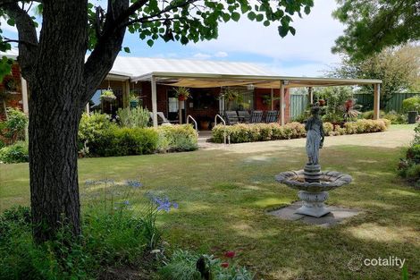 2 Highton Lane, Mansfield, VIC 3722