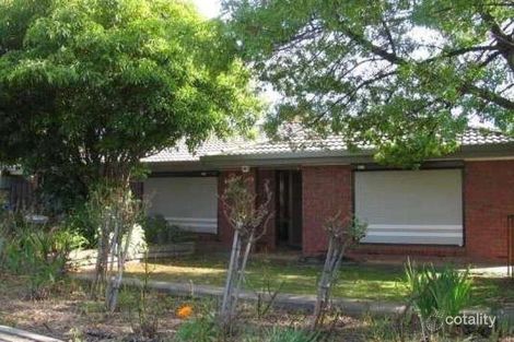 8 Rutherglen Ave, Valley View, SA 5093