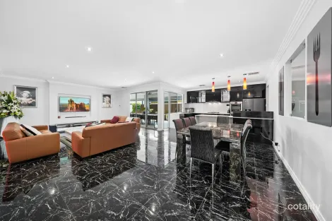 Property photo of 8 Summerville Boulevard Caversham WA 6055