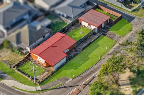 230 Trafalgar Ave, Umina Beach, NSW 2257