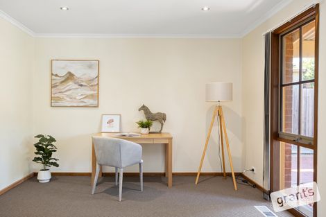 Property photo of 18 London Crescent Narre Warren VIC 3805