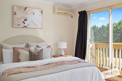 Property photo of 18 London Crescent Narre Warren VIC 3805