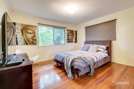 Property photo of 60 Minto Crescent Arana Hills QLD 4054