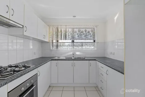 Property photo of 8/2-40 Koplick Road Chambers Flat QLD 4133