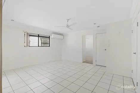 Property photo of 8/2-40 Koplick Road Chambers Flat QLD 4133