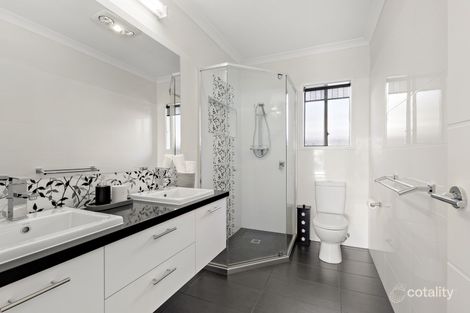 Property photo of 19 Autumnfield Avenue Yarrabilba QLD 4207