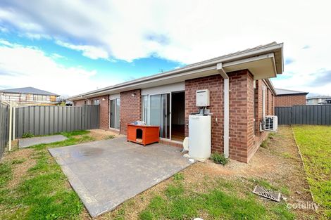 Property photo of 38 Annapurna Crescent Truganina VIC 3029