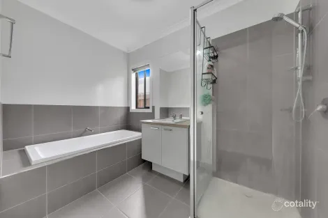 Property photo of 5 Isaacs Street Deanside VIC 3336