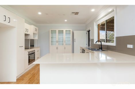 21 Moruya Pde, Kotara, NSW 2289