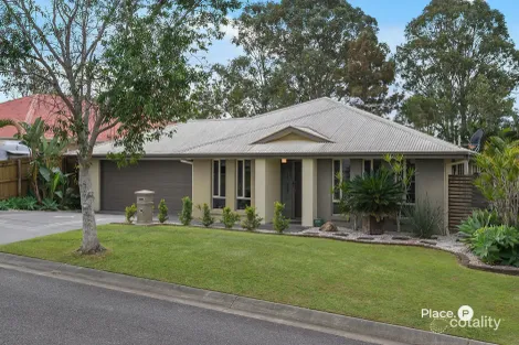 Property photo of 34 Ebony Crescent Redland Bay QLD 4165