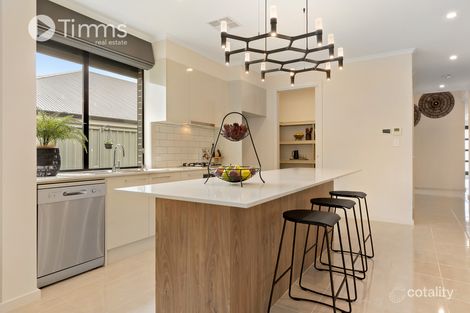 Property photo of 3 Willandra Street Seaford Heights SA 5169