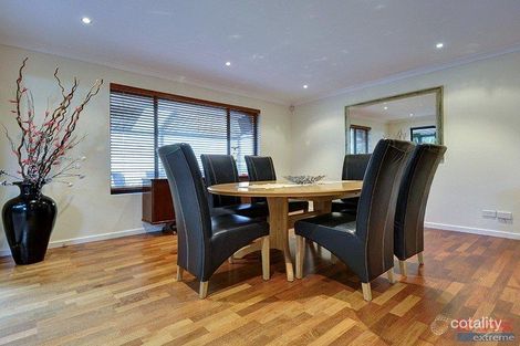 105 Manchester Dr, Hocking, WA 6065