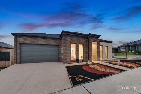 Property photo of 9 Cedarbank Court Cranbourne East VIC 3977