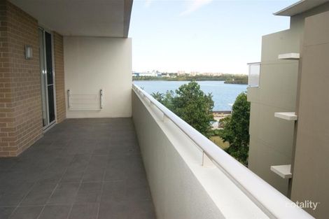 Property photo of 649/30 Baywater Drive Wentworth Point NSW 2127