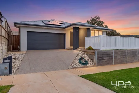 Property photo of 5 Edgerton Place Maddingley VIC 3340