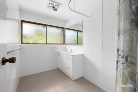 Property photo of 33 Logan Parade Logan Reserve QLD 4133